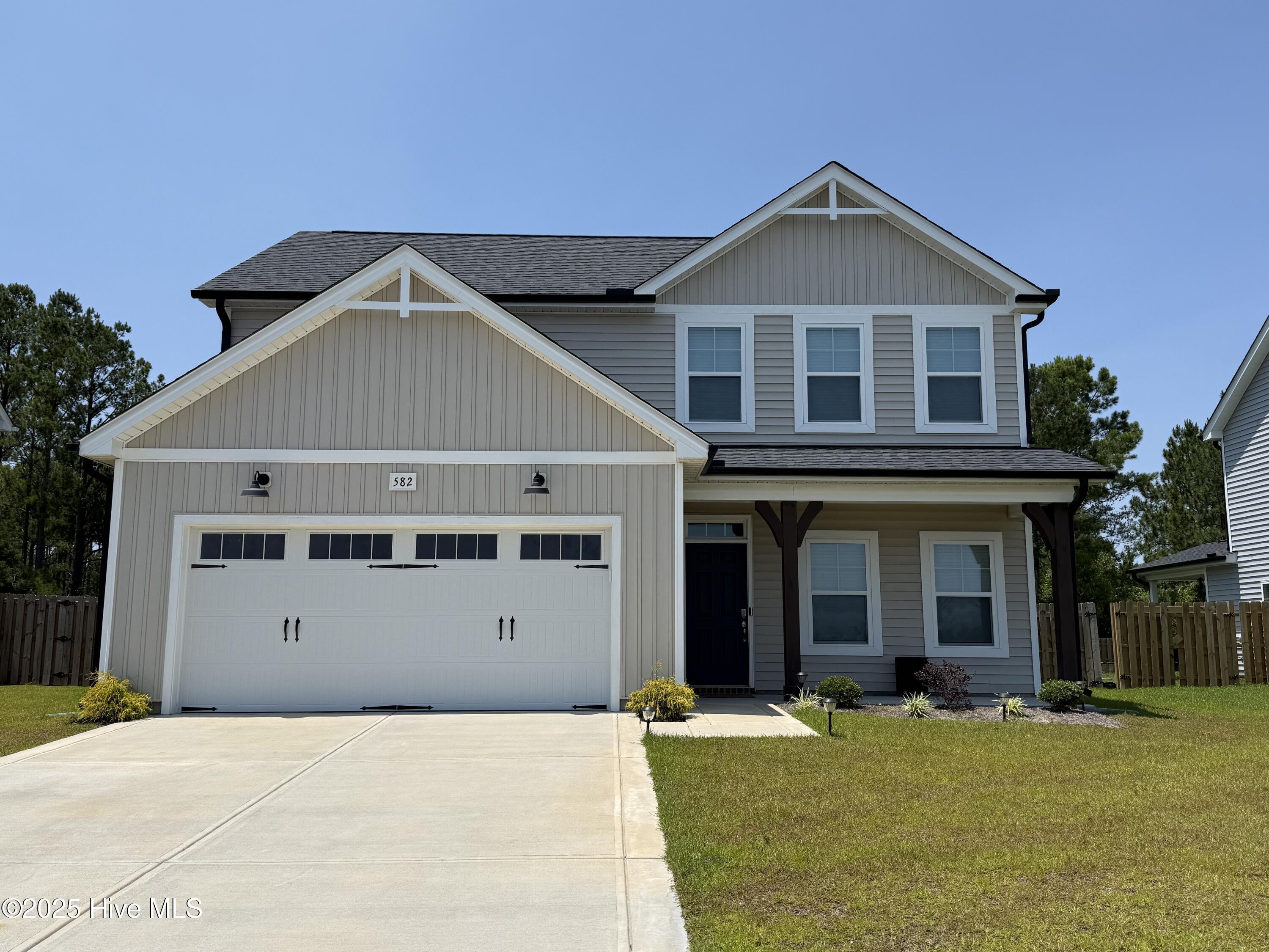 Property Photo: 582 Transom Way NC 28460