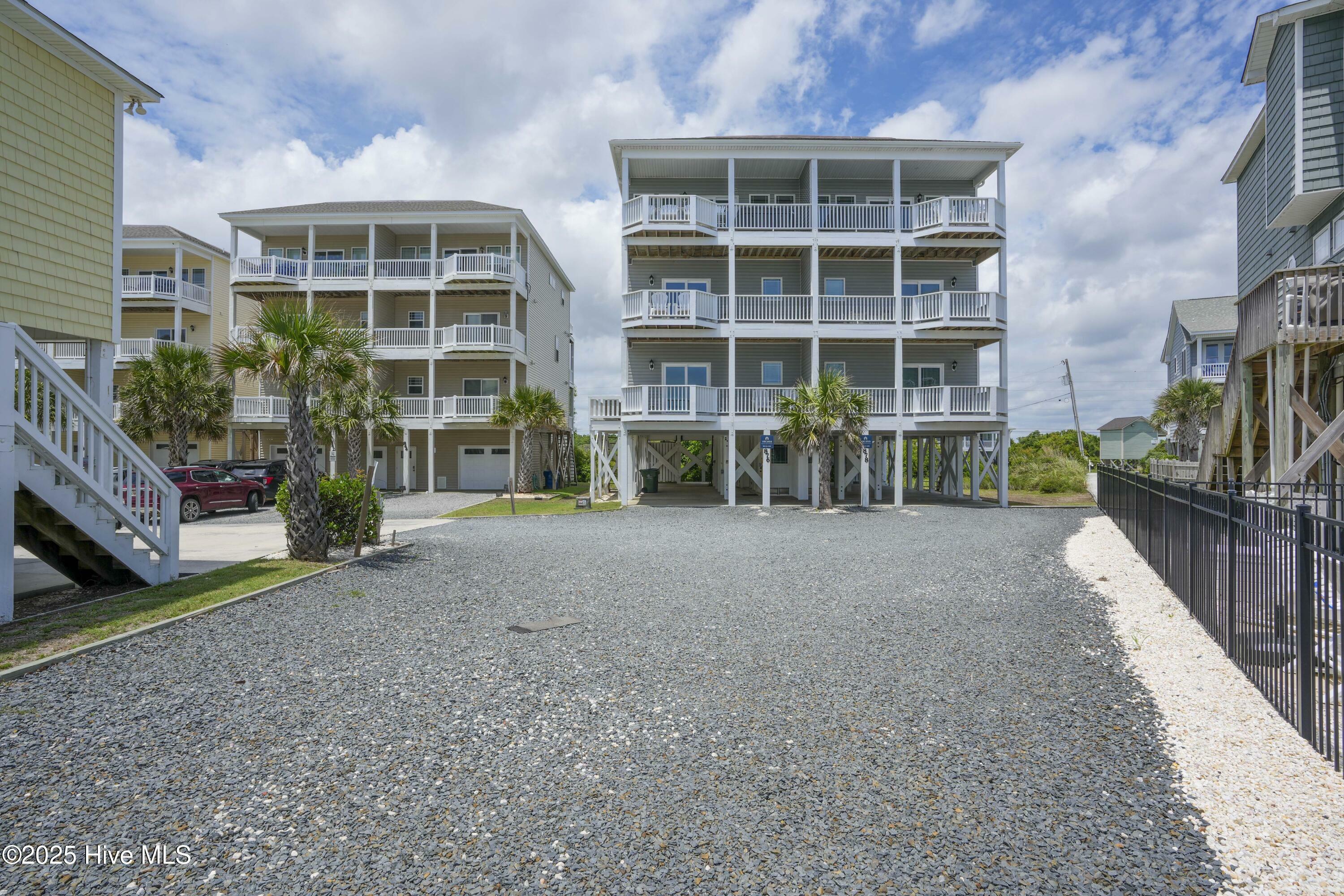 Property Photo:  876 Villas Drive  NC 28460 