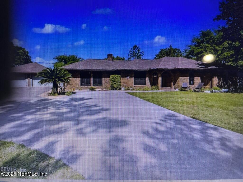 Property Photo: 746 N Lowder Street FL 32063
