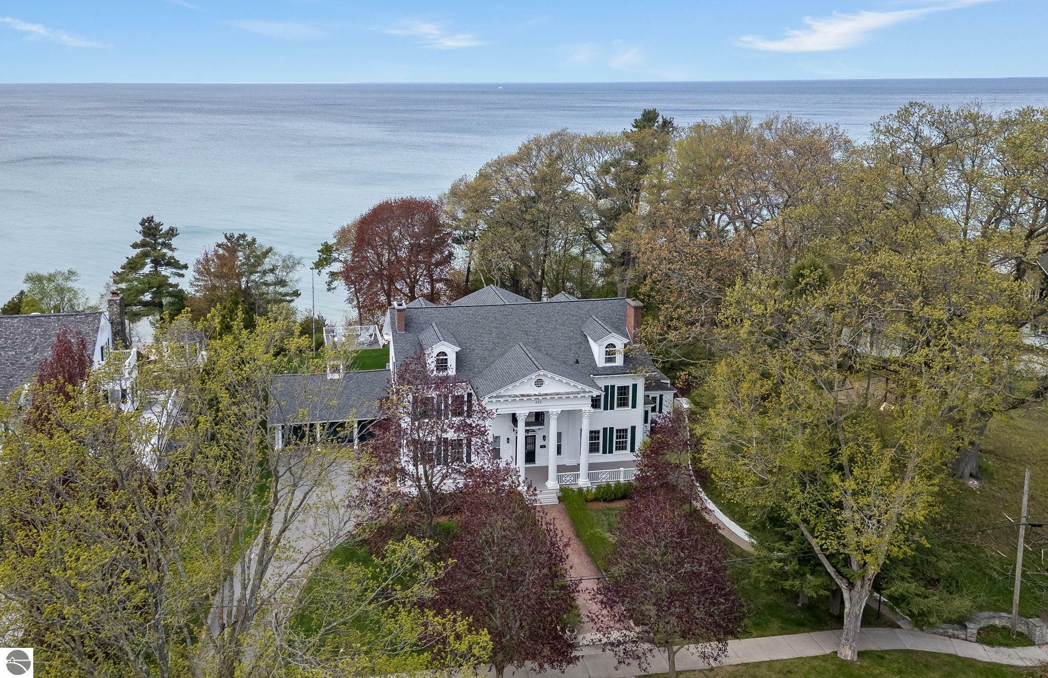 Property Photo:  431 Michigan Avenue  MI 49720 