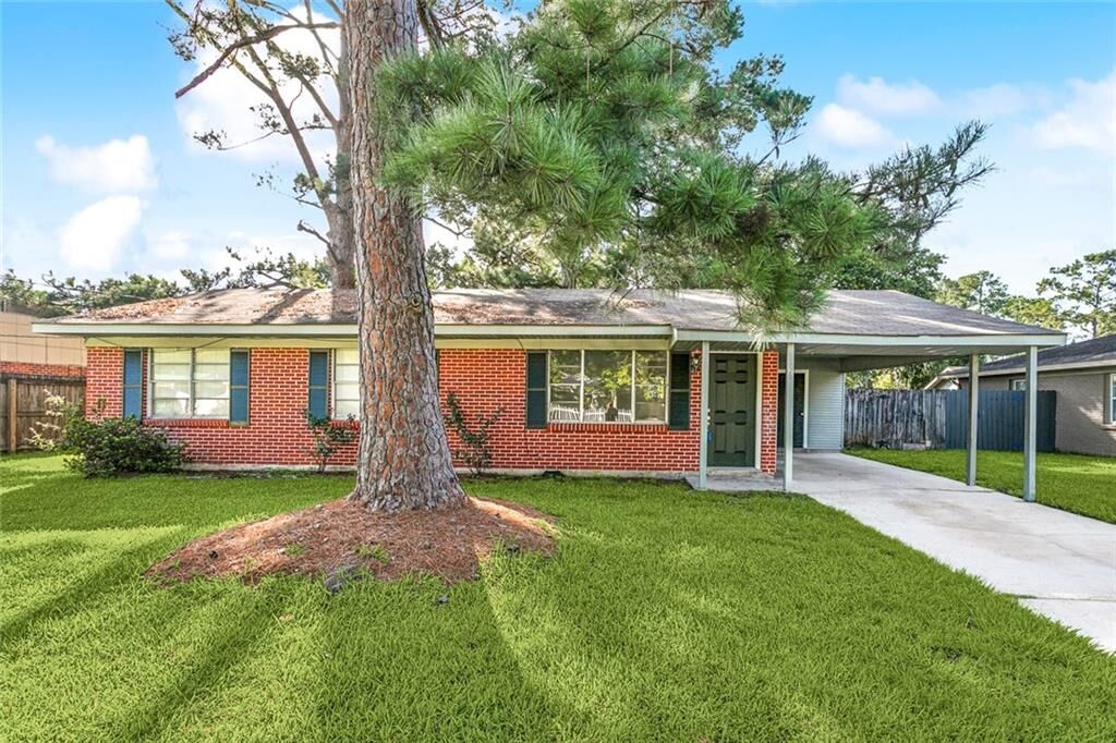 Property Photo: 106 Walnut Street LA 70471