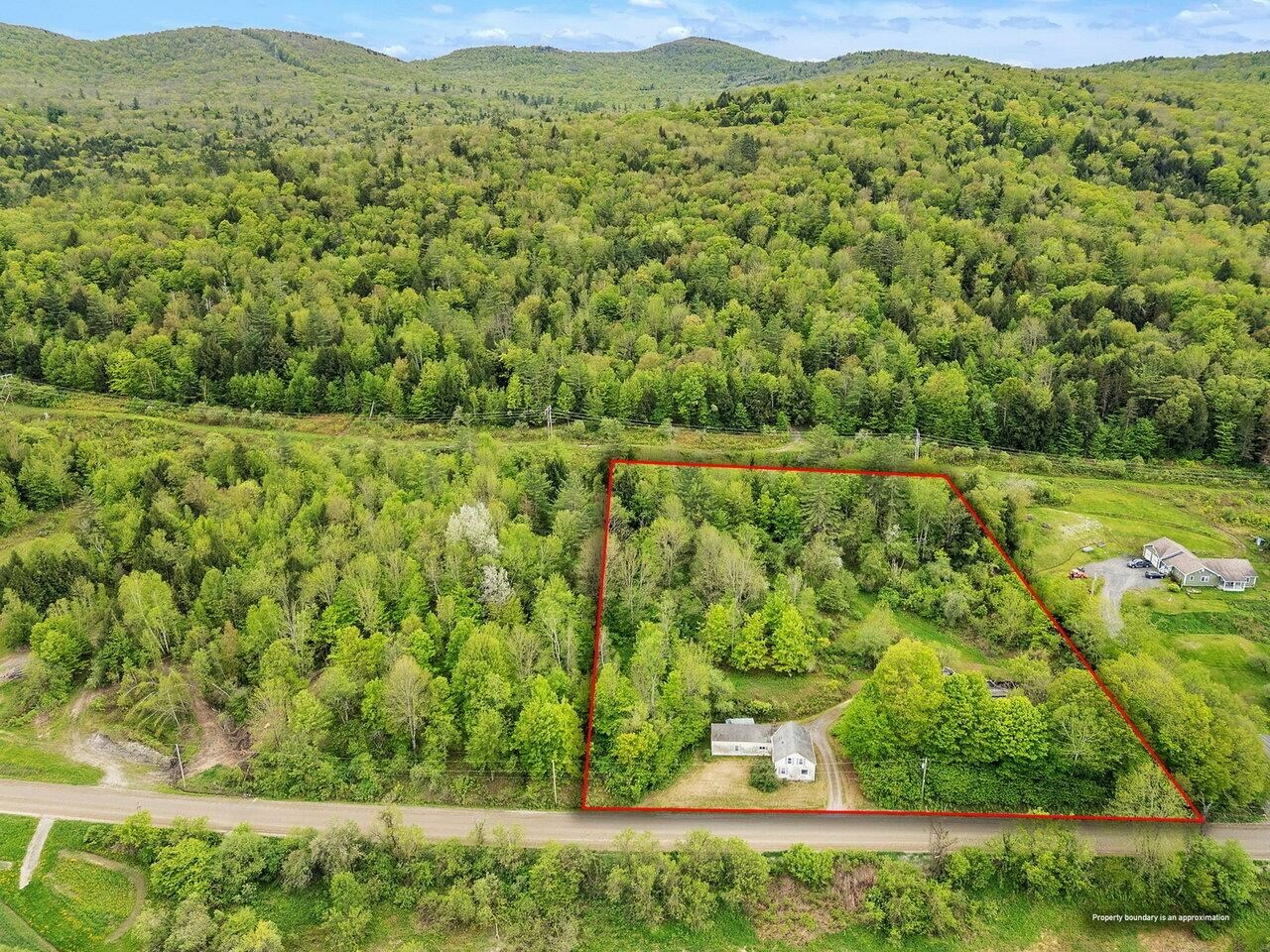 Property Photo: 3567 River Road VT 05676