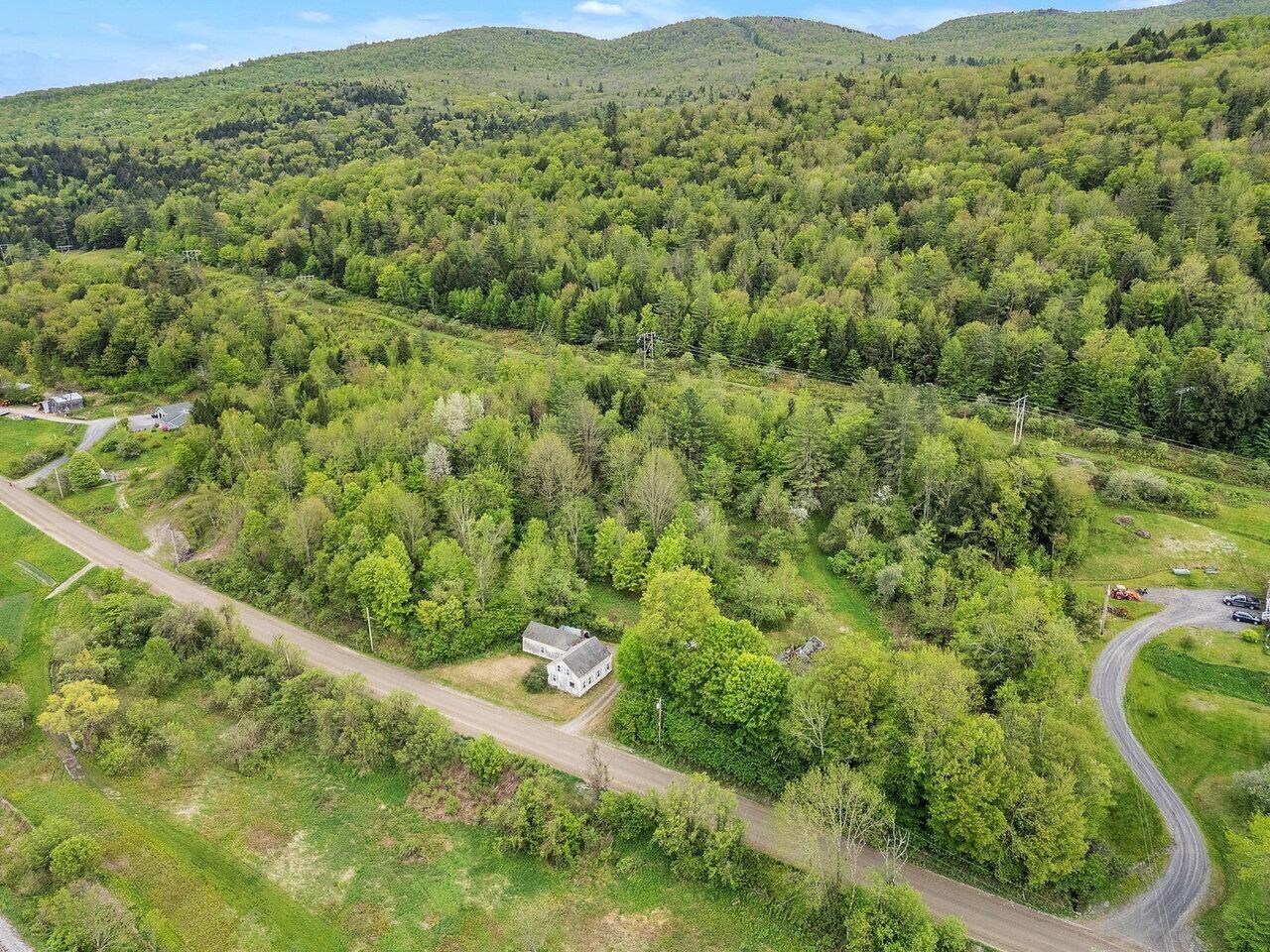 Property Photo: 3567 River Road VT 05676