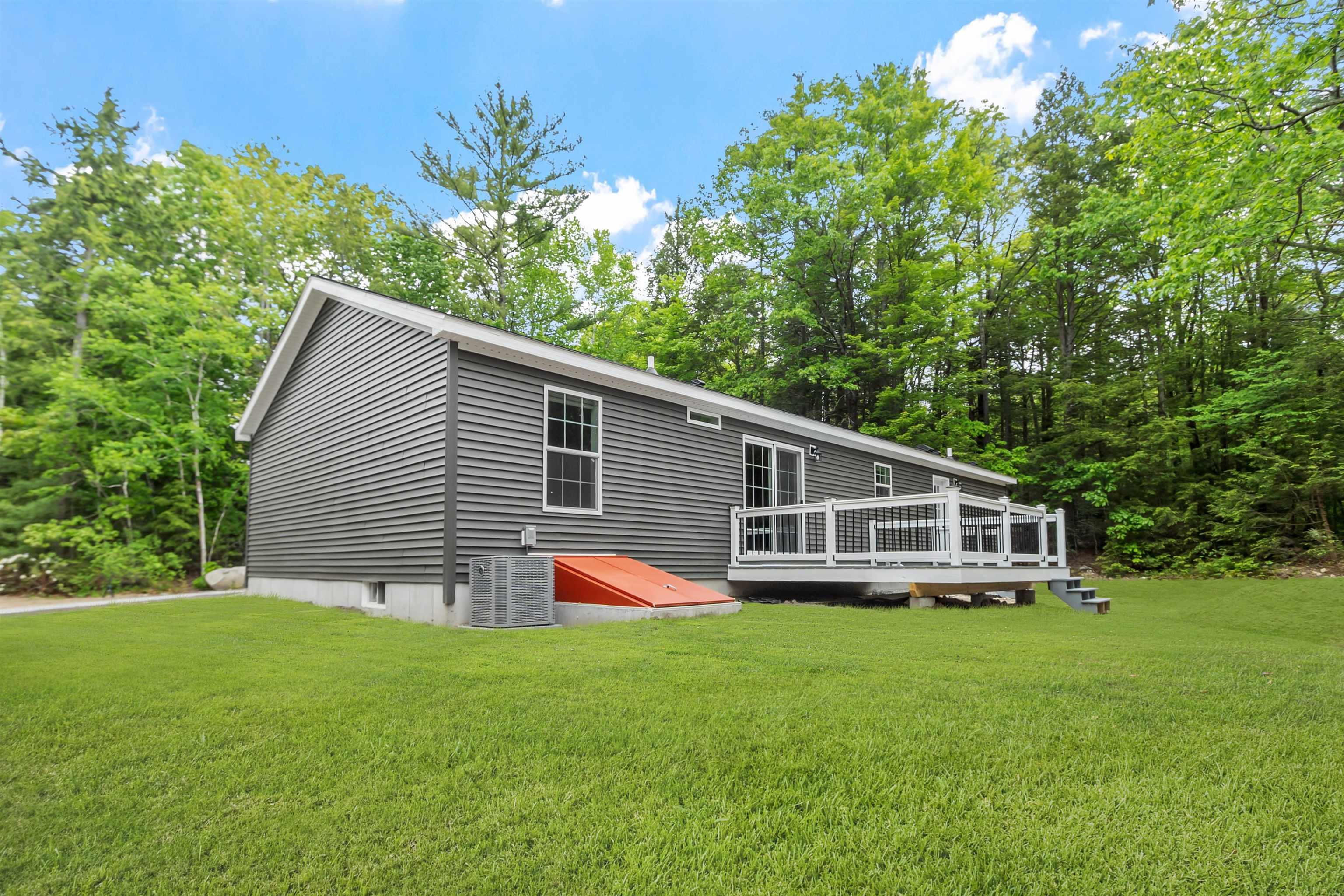 Property Photo: 336 Cemetery Road NH 03082