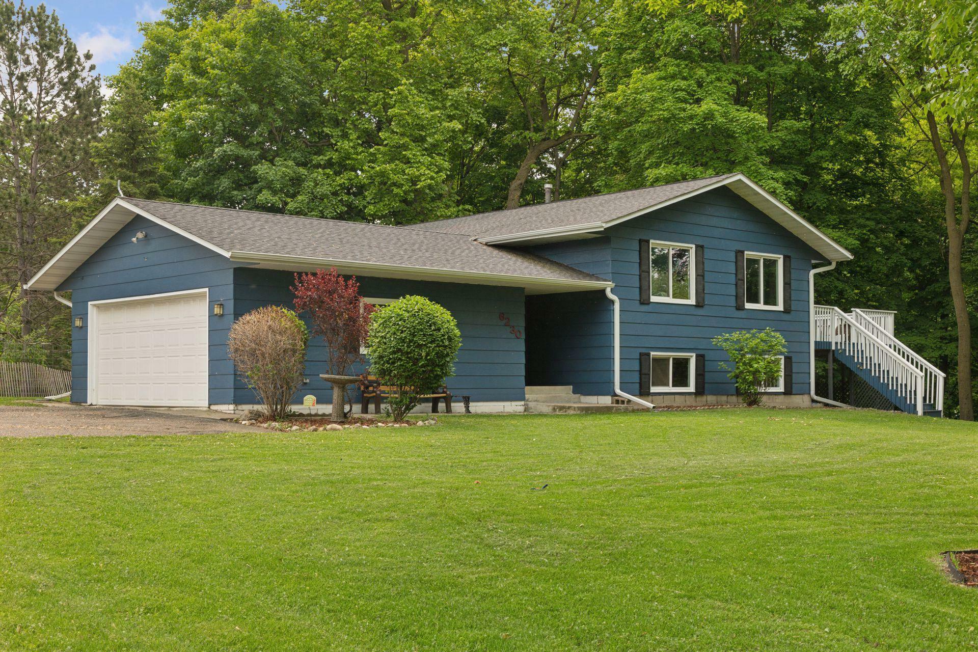 Property Photo:  6230 Lake Sarah Heights Drive  MN 55373 