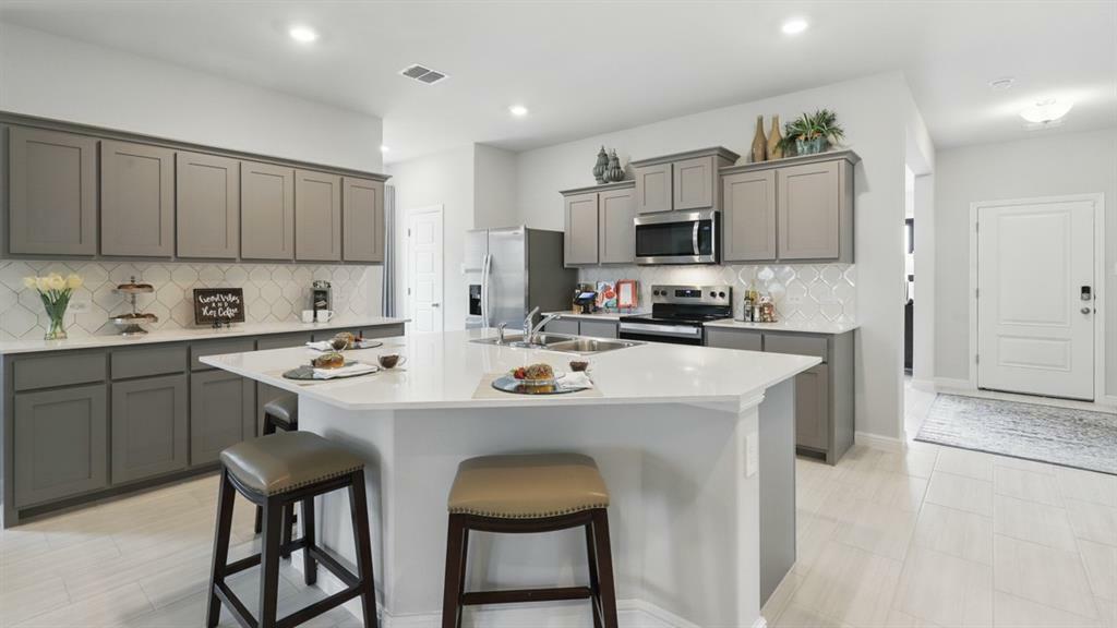 Property Photo: 9652 Brickridge Lane TX 76036