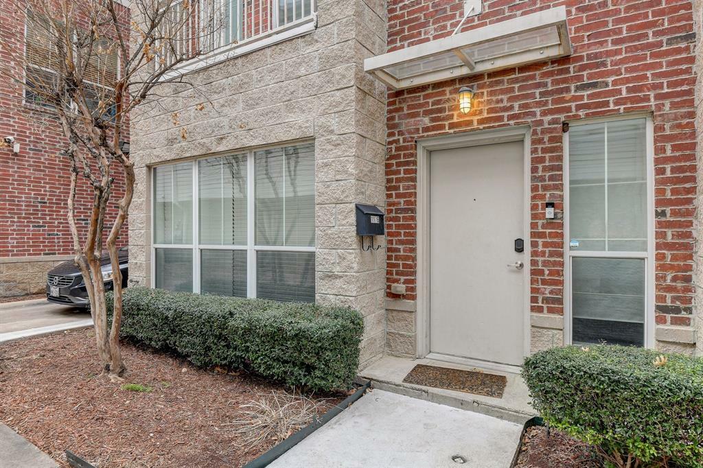 Property Photo:  1606 Tribeca Way  TX 75204 