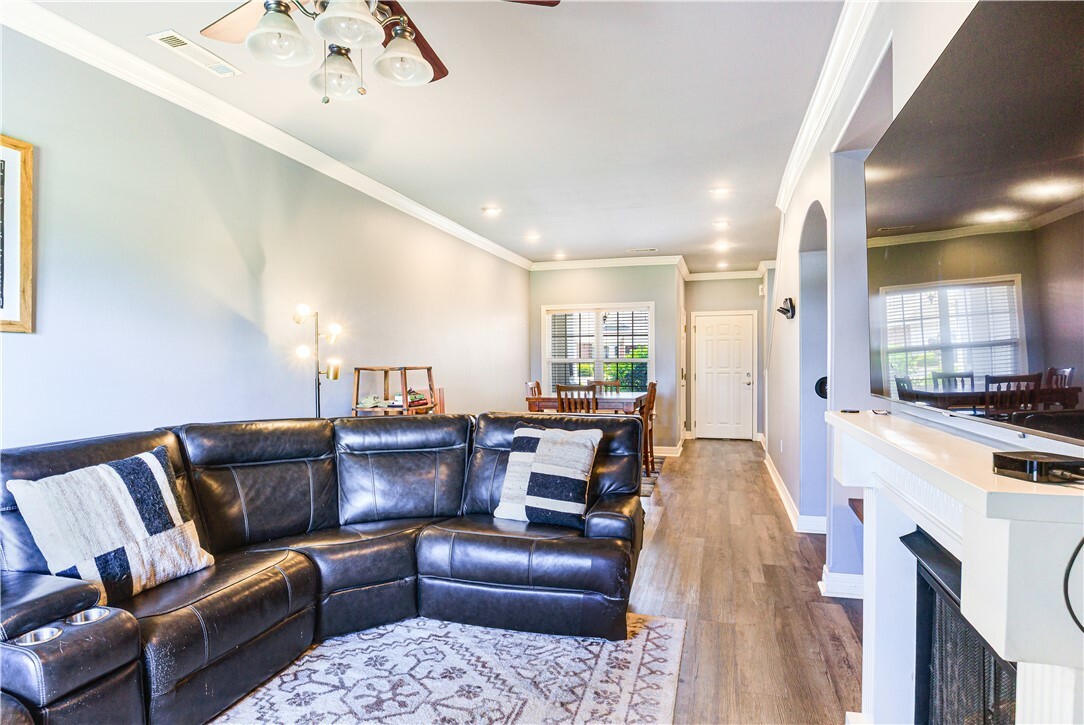 Property Photo: 916 Lafayette Street AR 72758