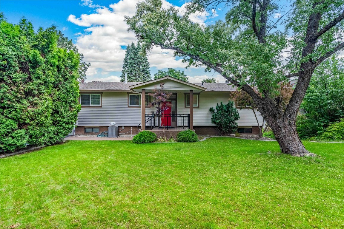 2430 Fairhall Road  Kelowna BC V1W 2W2 photo