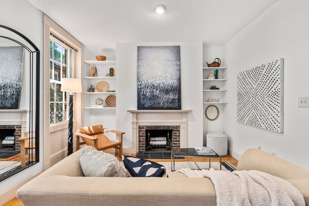 Property Photo:  3 Melrose Street 3  MA 02116 