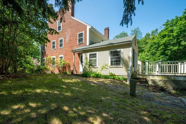Property Photo:  25 Pine St  MA 01886 