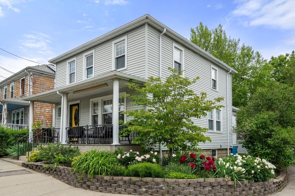 Property Photo: 41 Bancroft St MA 02472