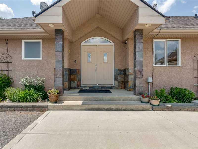 Property Photo: 24228 Township Road 390 AB T0C 0Y0