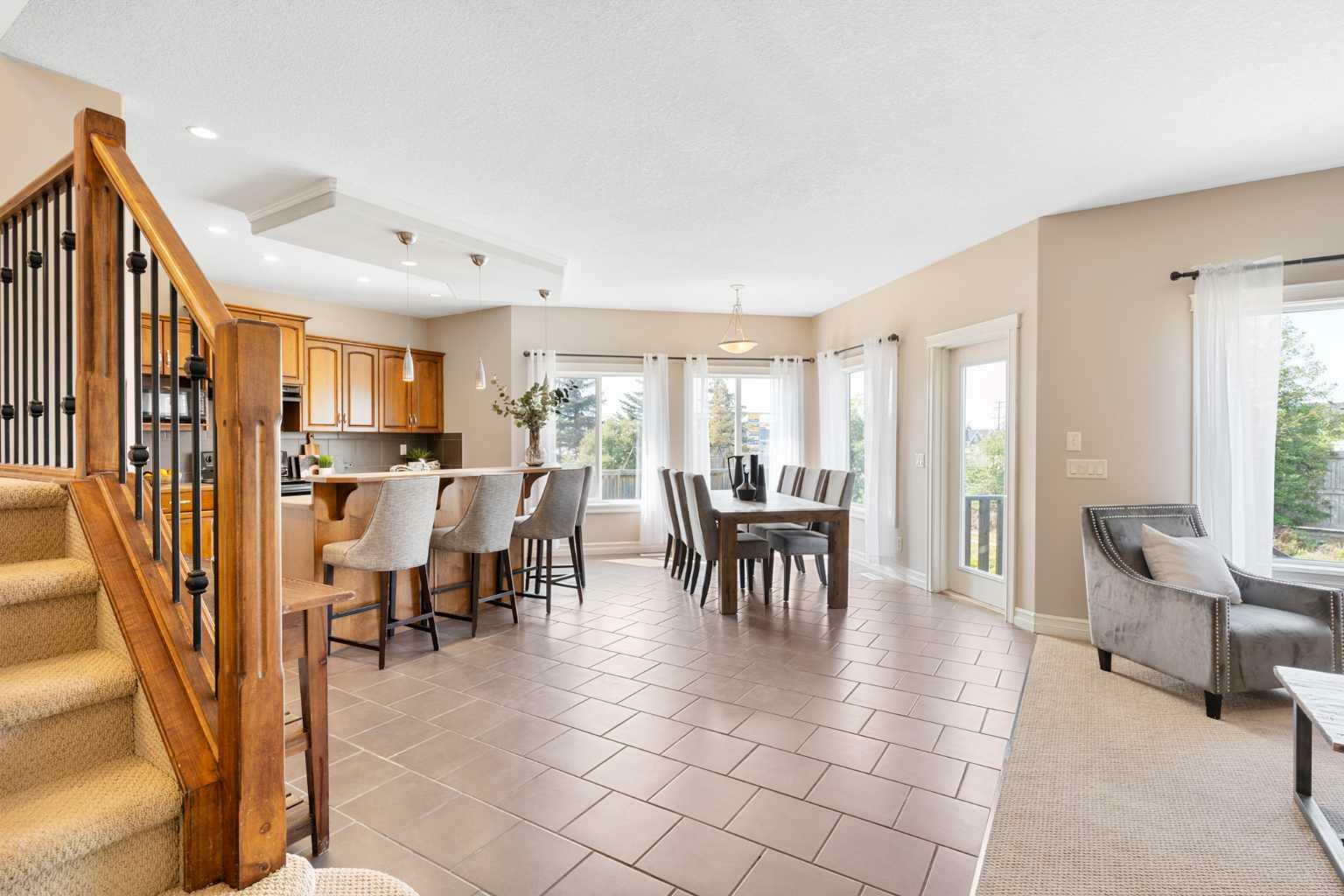 Photo de la propriété: 122 Coopers Bay SW AB T4B 3K2