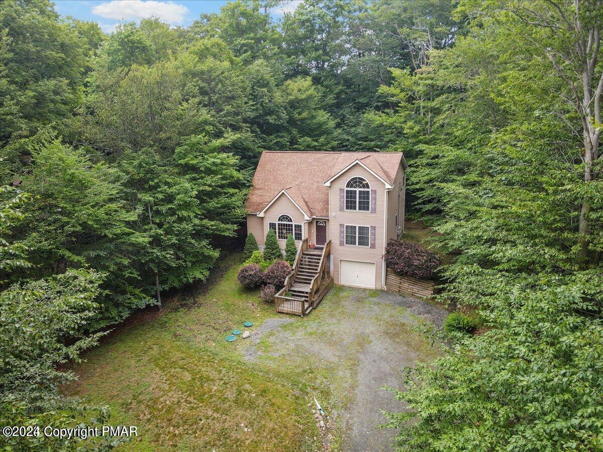 Property Photo:  277 Packanack Drive  PA 18424 