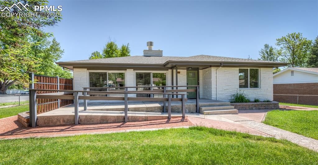 Property Photo:  735 Valley Road  CO 80904 