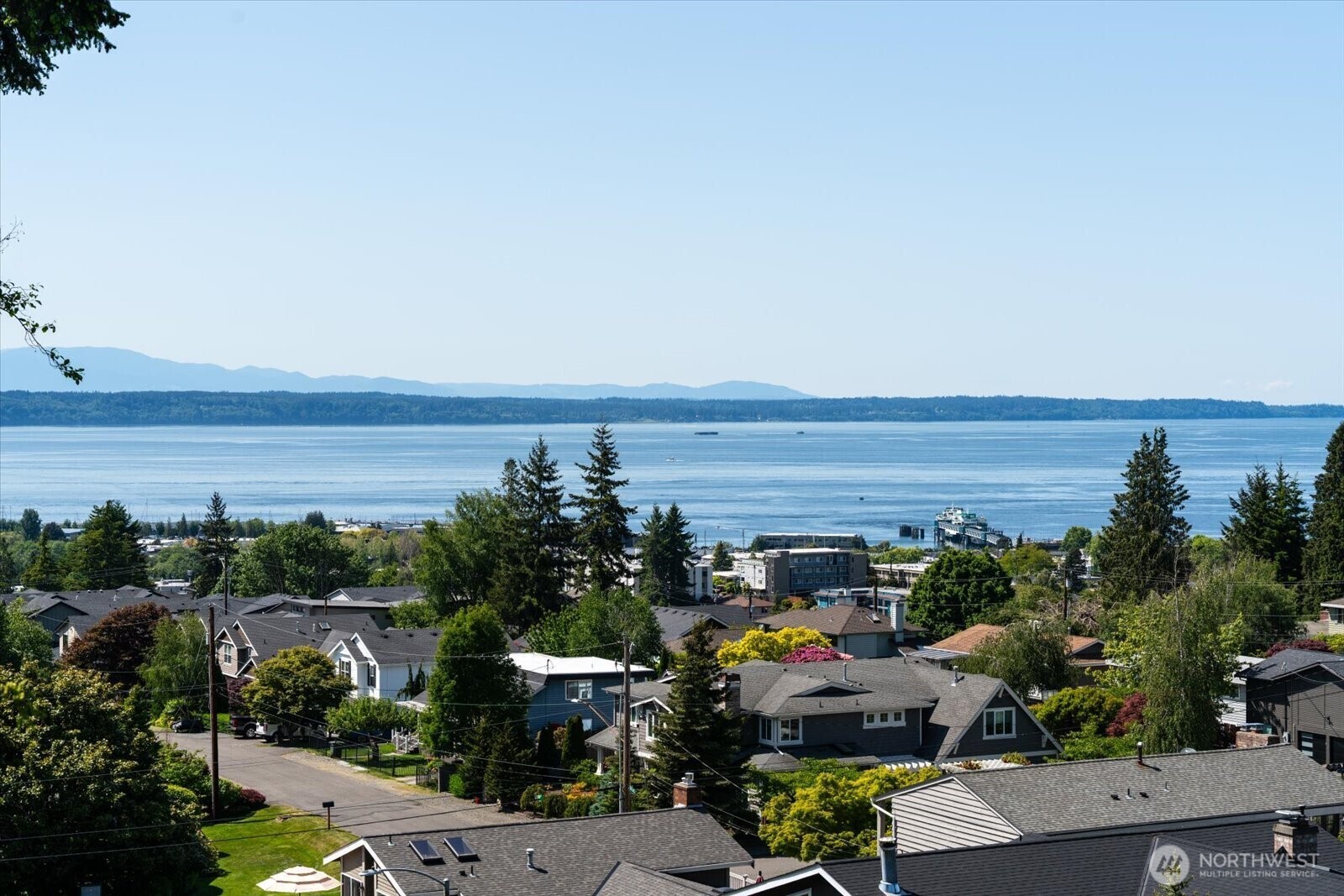 Property Photo:  710  9th Avenue S  WA 98020 