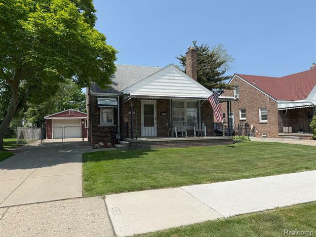 Property Photo: 4017 Woodworth Street MI 48126