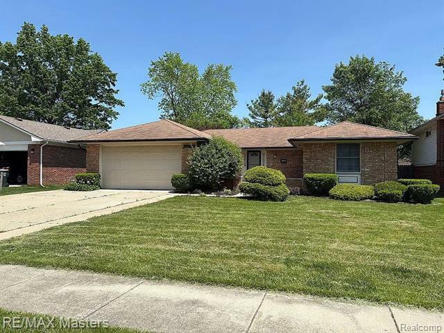 Property Photo: 43242 Barchester Road MI 48187
