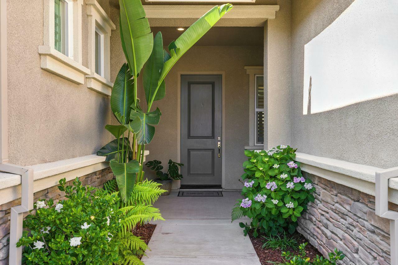 Property Photo: 4203 Mockingbird Court CA 95677