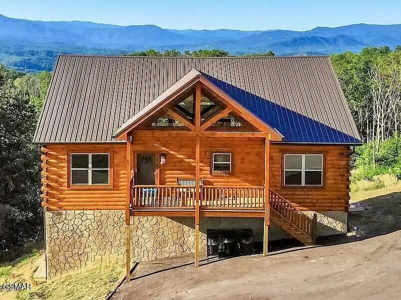 Property Photo:  2013 Starr Crest Drive  TN 37876 