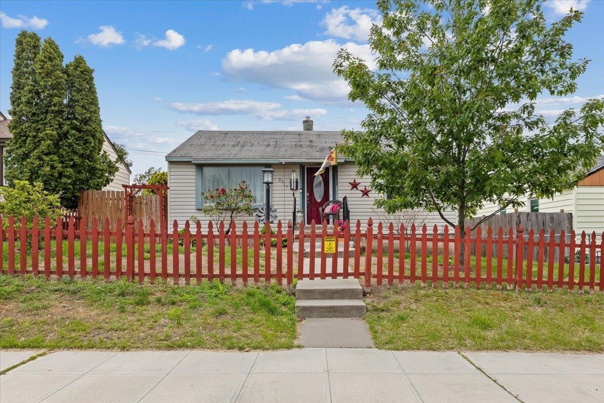 2717 W Wabash Ave  Spokane WA 99205 photo