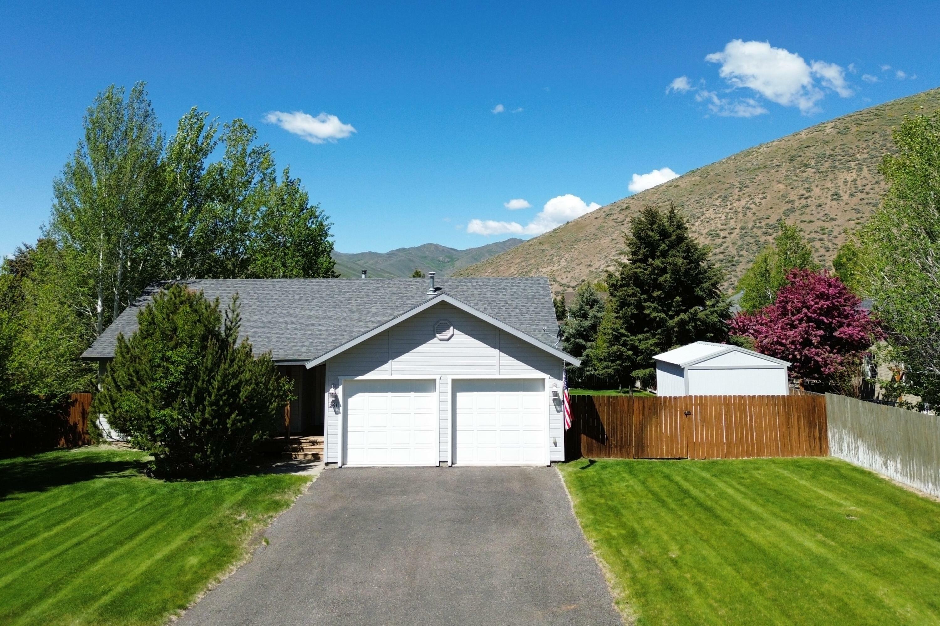 261 Sunrise Ranch Rd  Bellevue ID 83313 photo