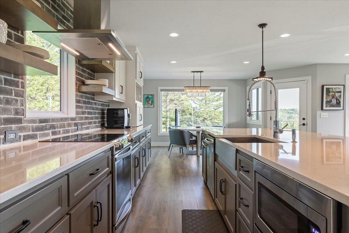 Property Photo: 19075 Perry Road IA 51503