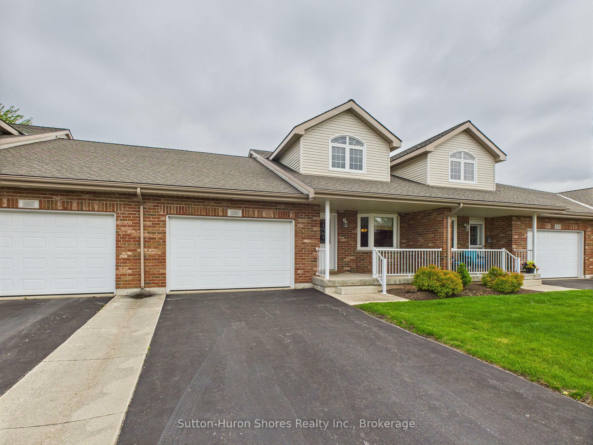 Property Photo:  489 Andrew Street  ON N0H 2C1 