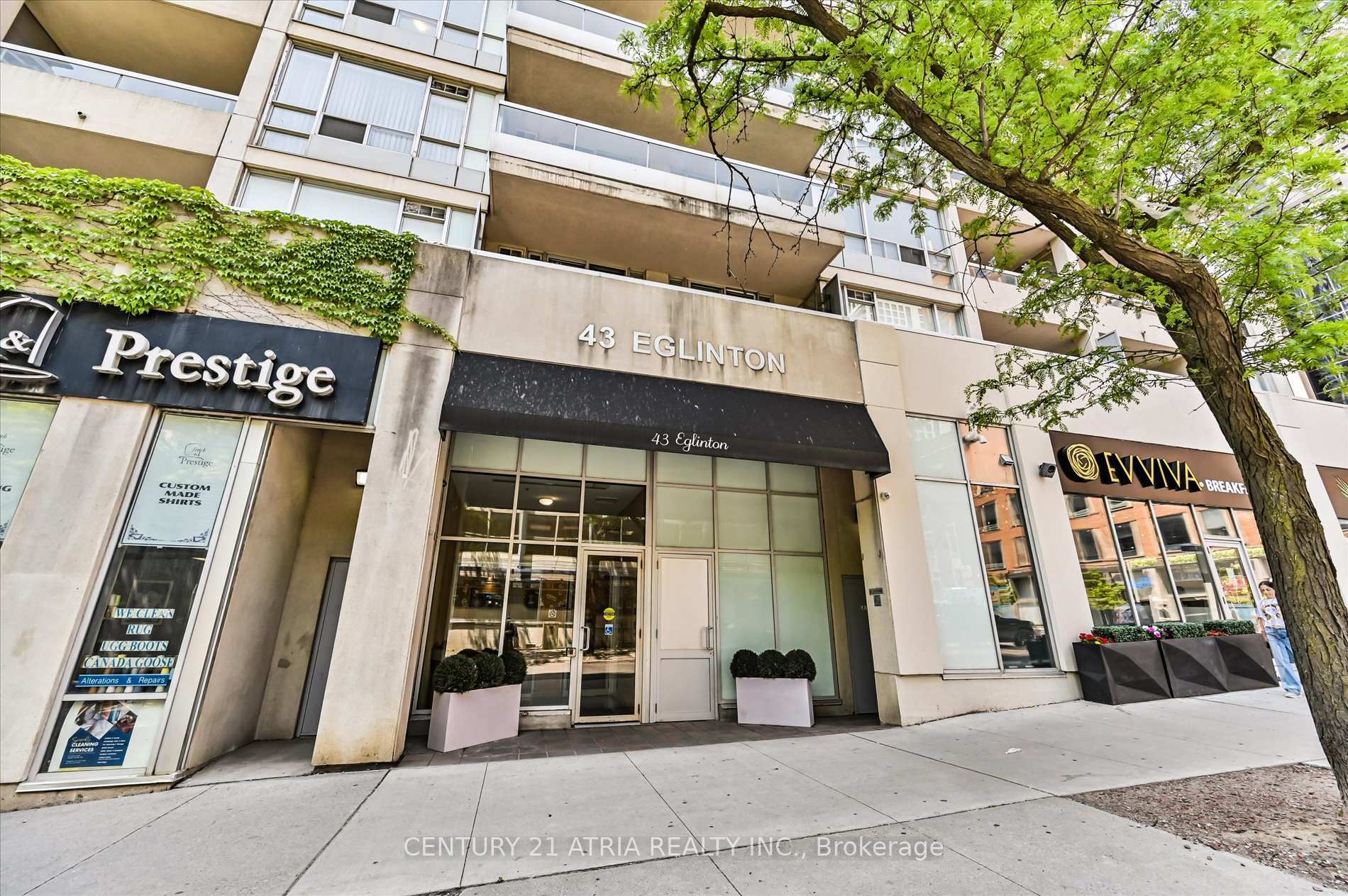Property Photo: 43 Eglinton Avenue E 508 ON M4P 1A2