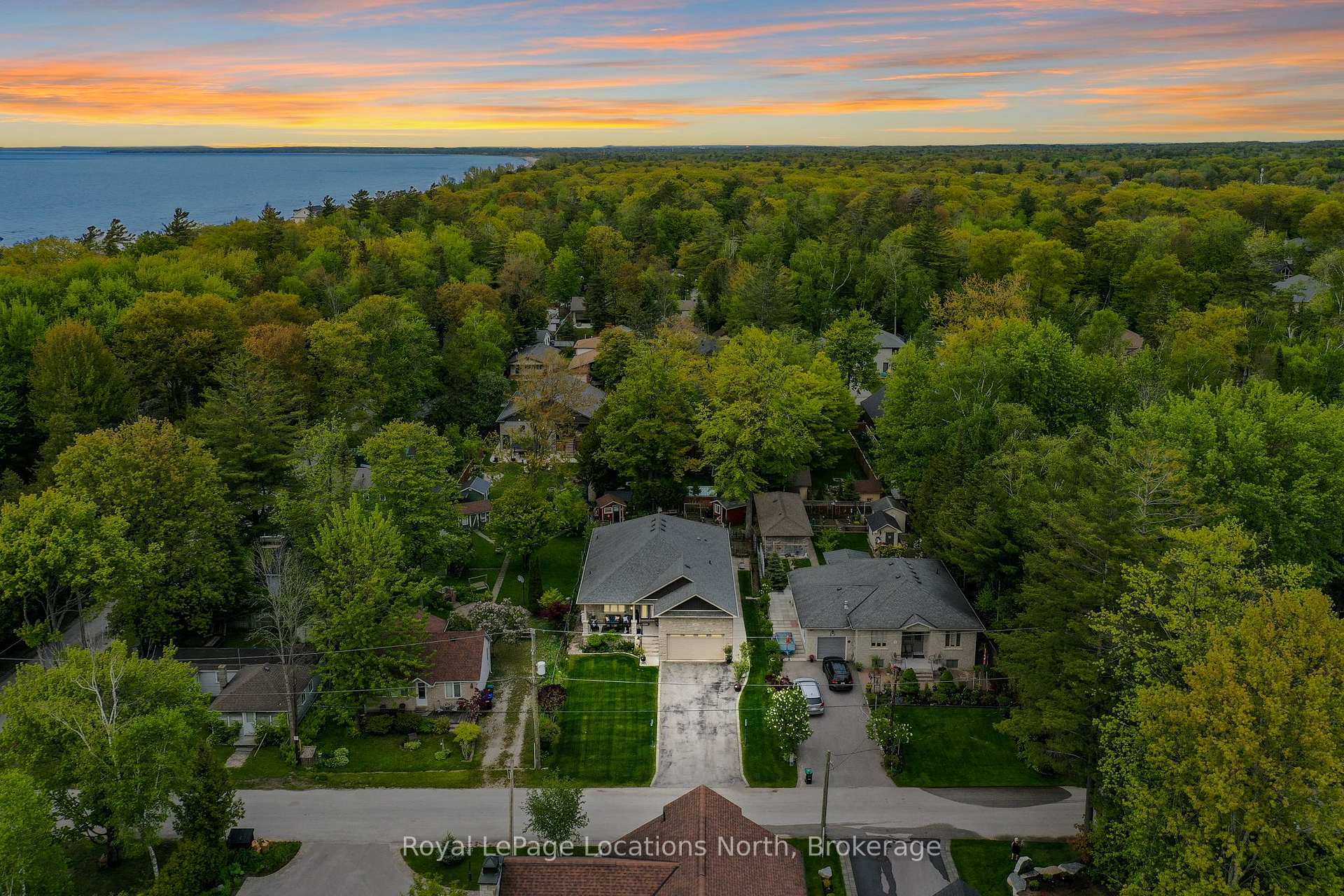 Property Photo: 55 34th Street N ON L9Z 2C2