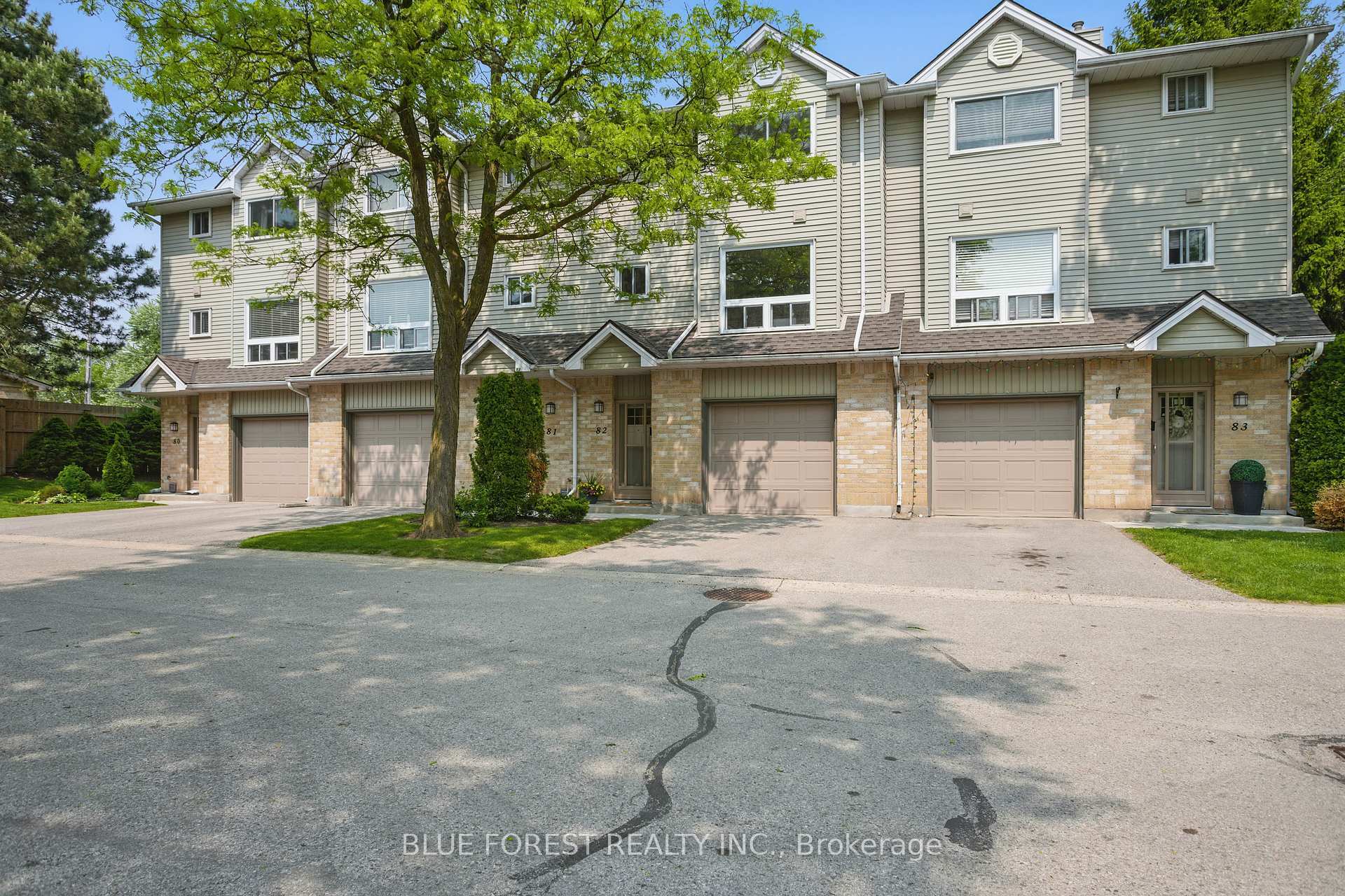 Property Photo: 1990 Wavell Street 82 ON N5V 4N5