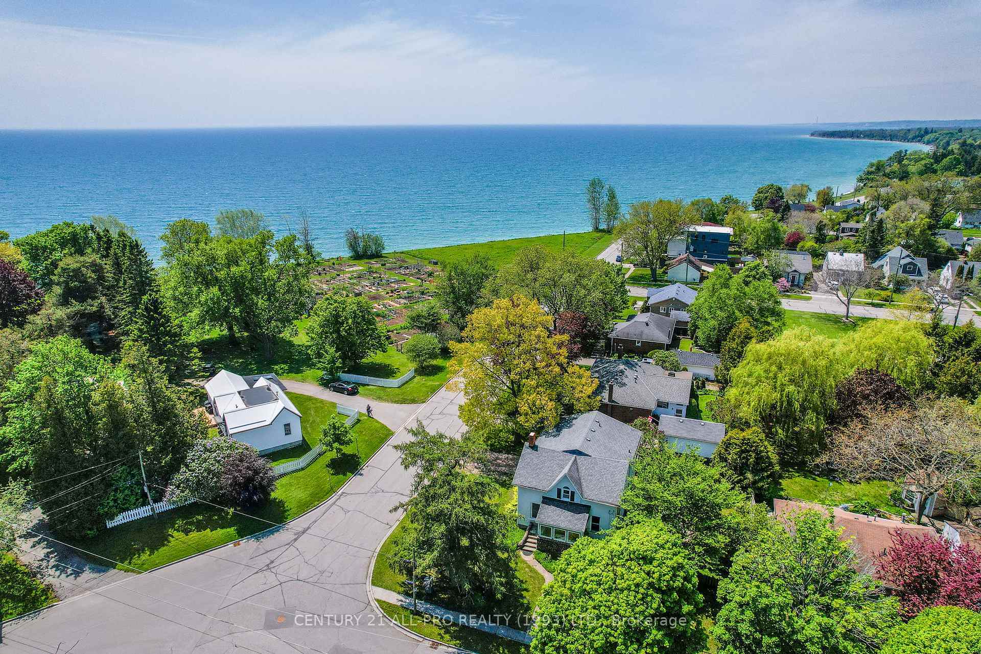 Property Photo: 113 Tremaine Street ON K9A 2Z2
