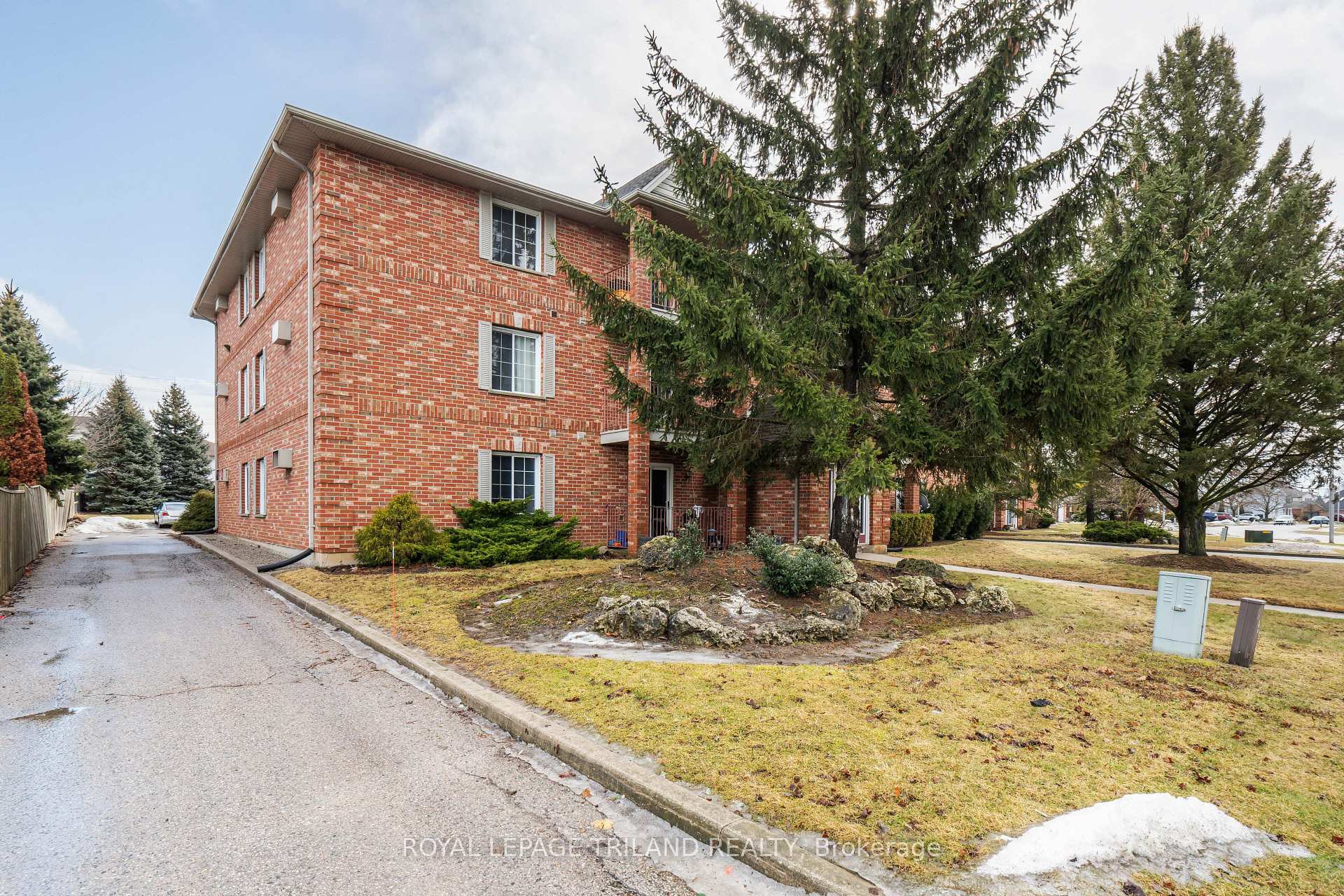 Property Photo:  70 Stokes Road  ON N5R 6A9 