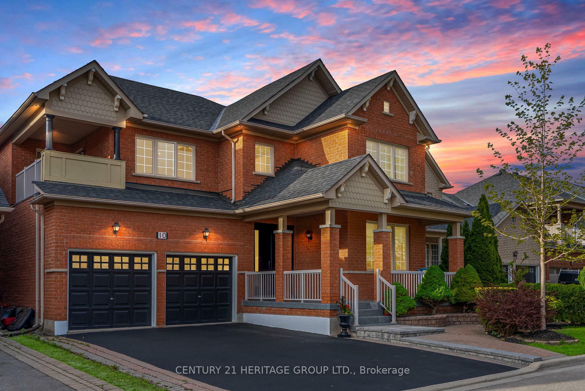 Photo de la propriété: 10 Grand Oak Drive ON L4E 4E8