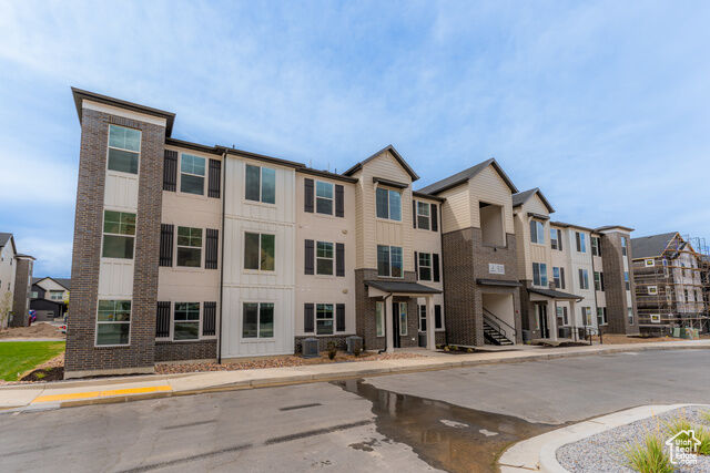 Property Photo:  4688 S 710 W J204  UT 84664 