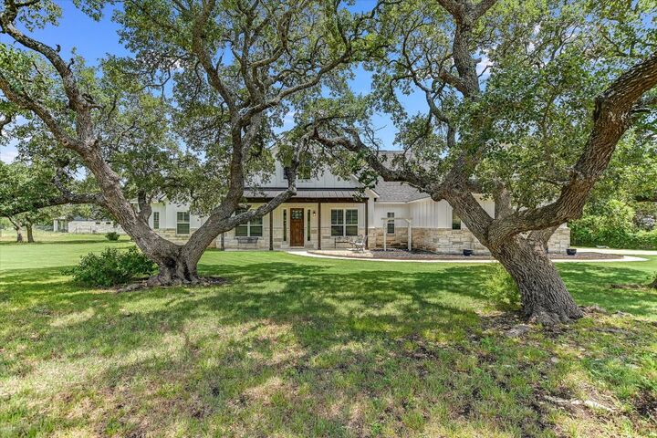 Property Photo:  815 County Road 207  TX 78642 