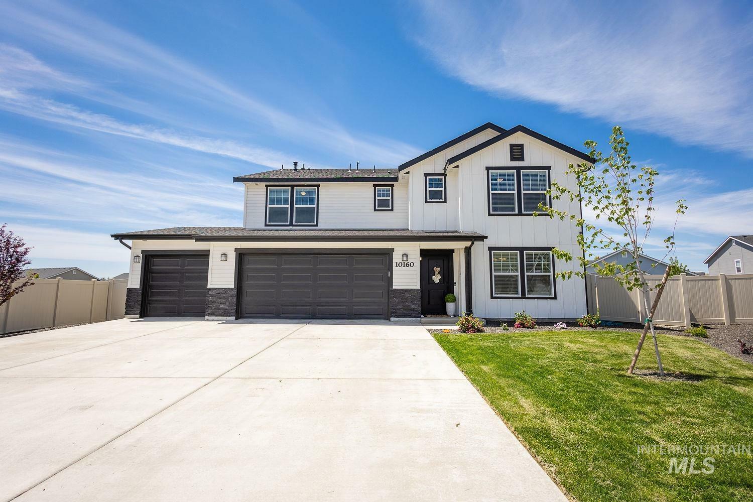 Property Photo: 10160 W Mauve Clover Ct ID 83669