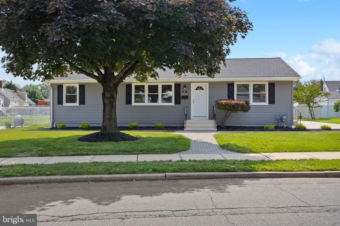 Property Photo:  20 Goeke Drive  NJ 08610 