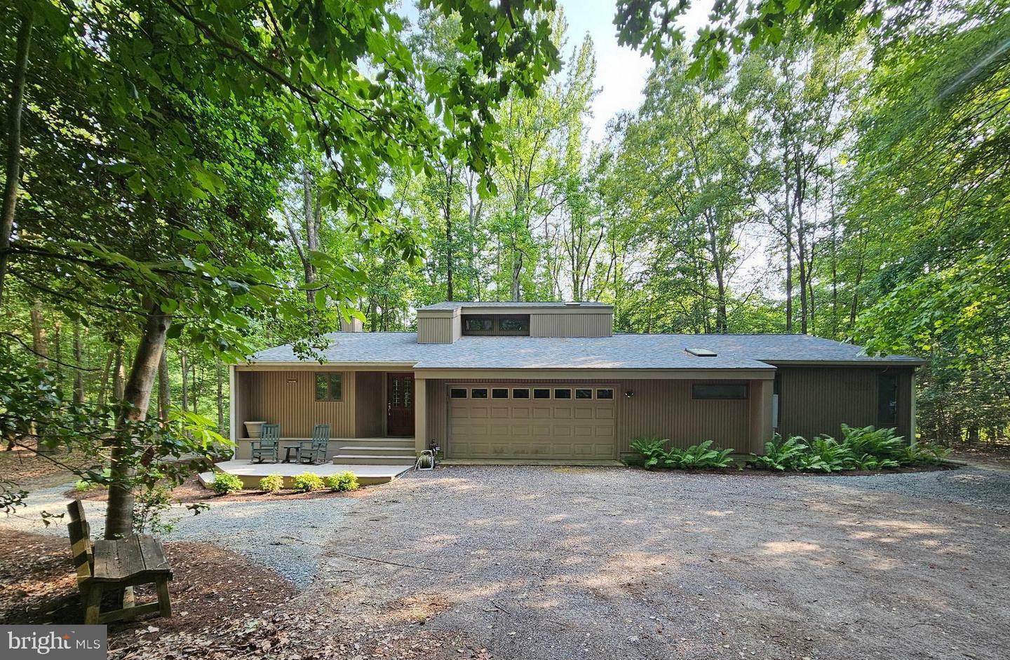 Property Photo: 16130 Brickhouse Road VA 22485