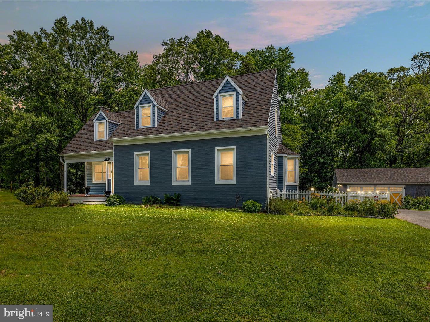 Property Photo: 7625 Locust Grove Road MD 21060