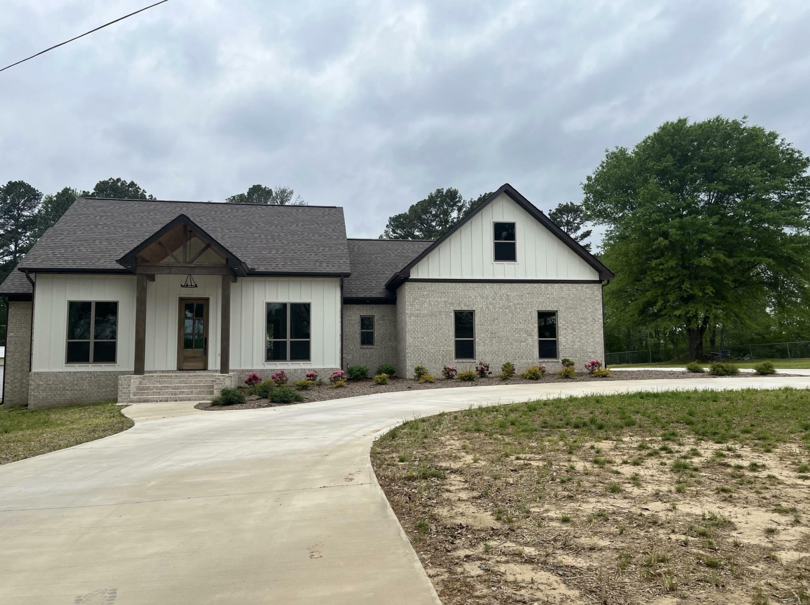 Property Photo: 36 Church Circle AR 72058