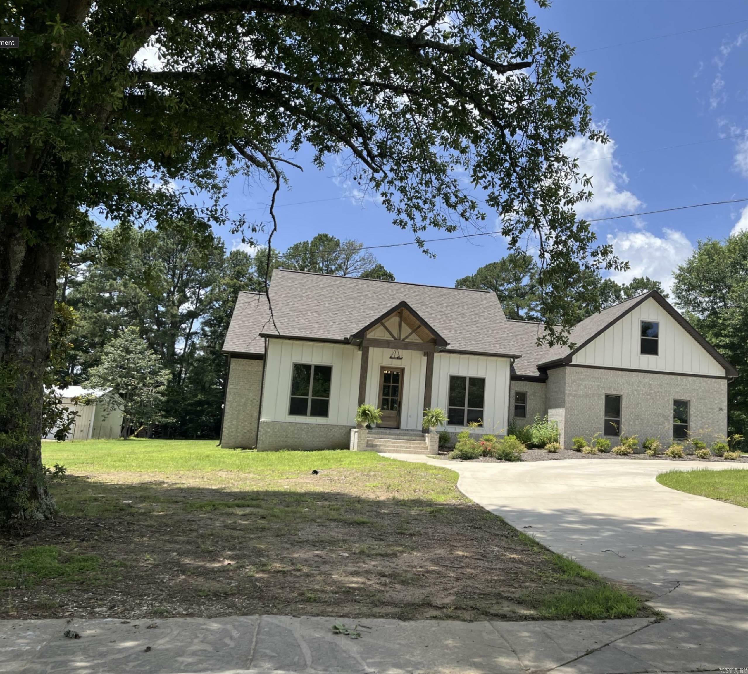 Property Photo: 36 Church Circle AR 72058