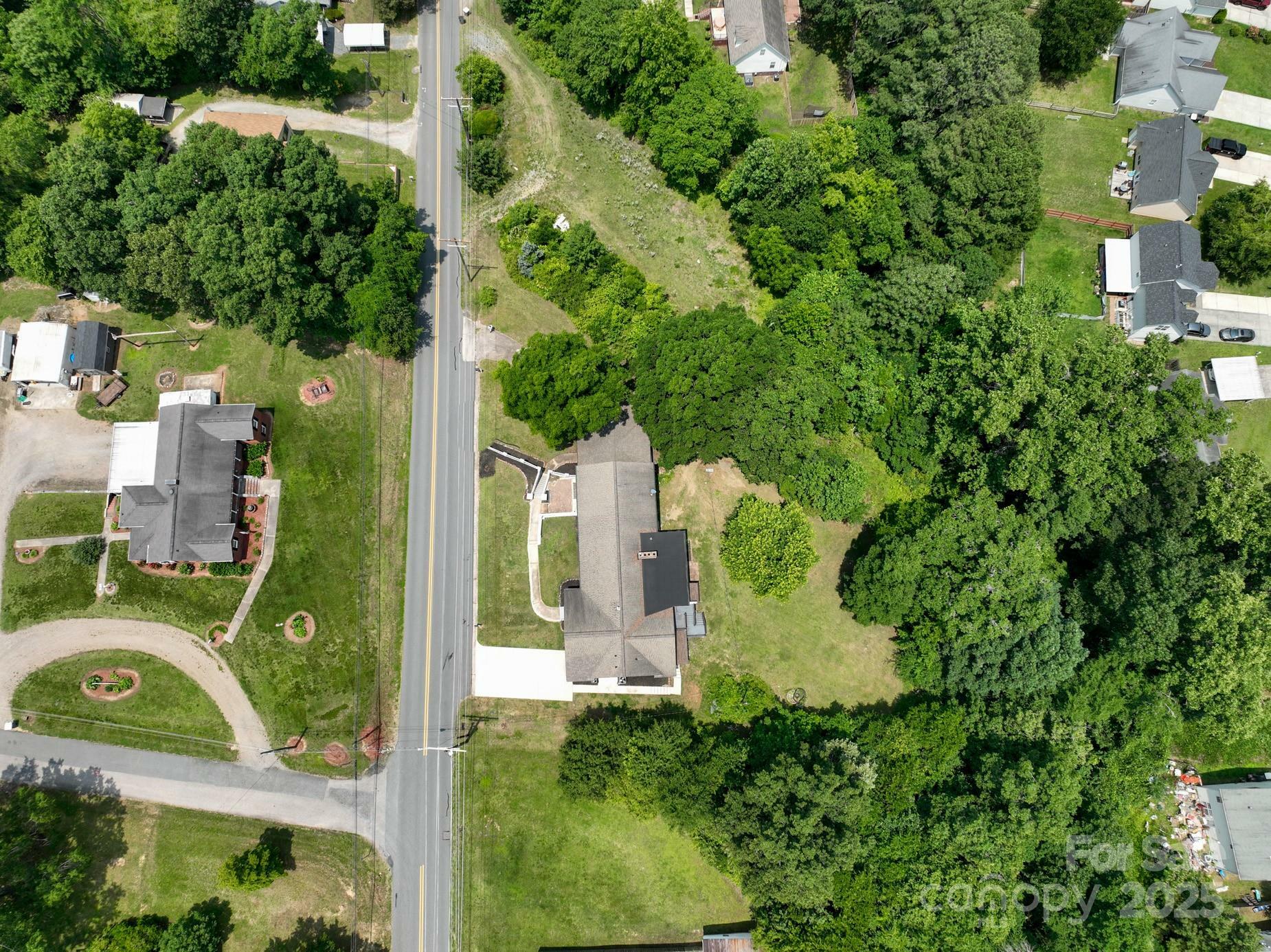 Property Photo: 2617 Shady Lane Avenue NC 28027