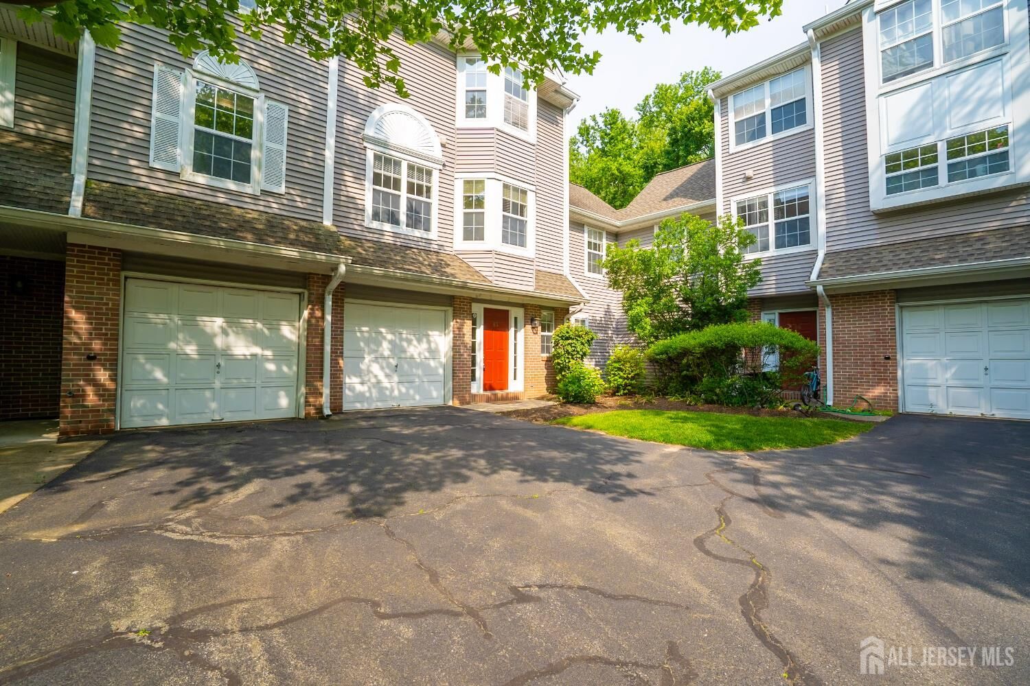 Property Photo:  85 W Shrewsbury Place  NJ 08540 