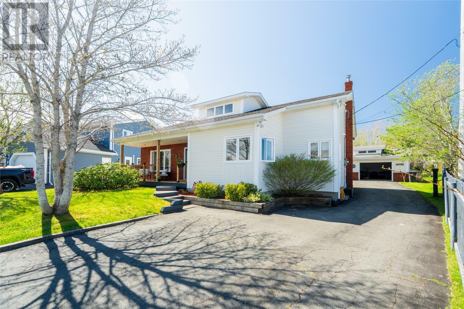 Property Photo: 29 Wembley Crescent NL A1N 4T9