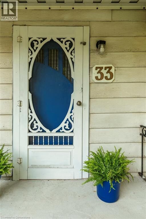 Photo de la propriété:  33 Melbourne Street  ON L8P 2A5 