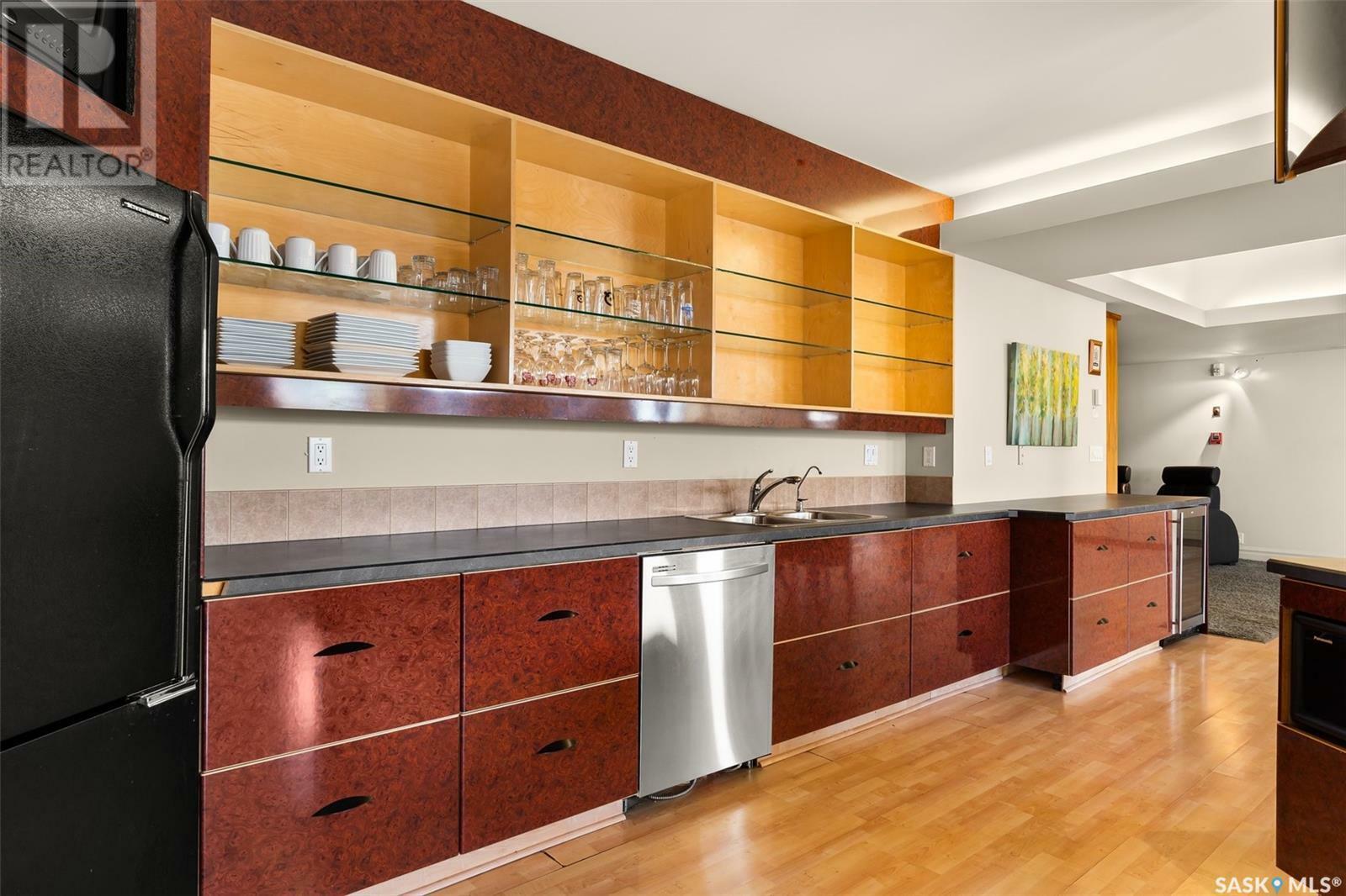Property Photo: 300 1821 Scarth Street SK S4P 2G9
