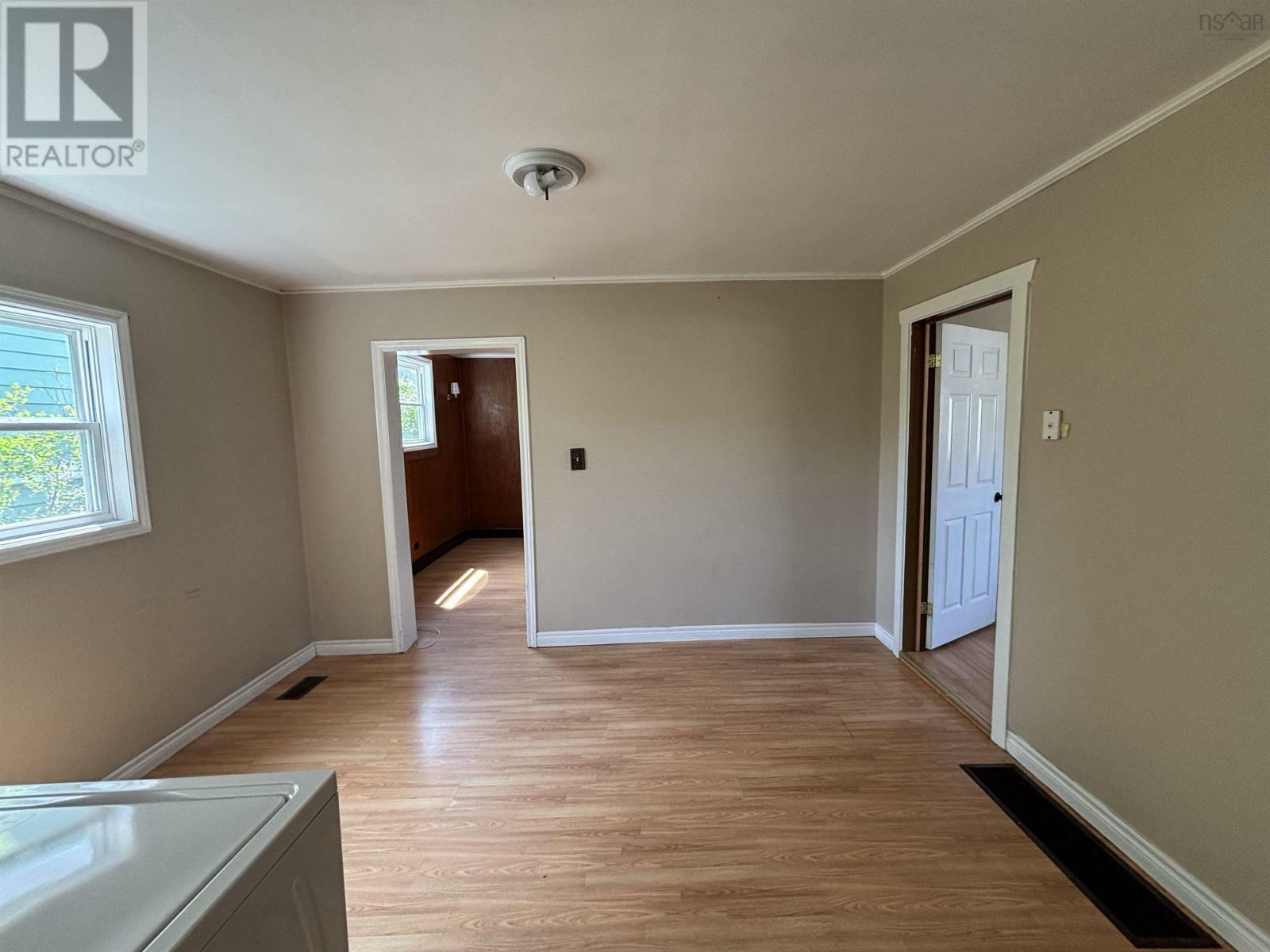 Property Photo:  11 Ashby  NS B1P 2R7 