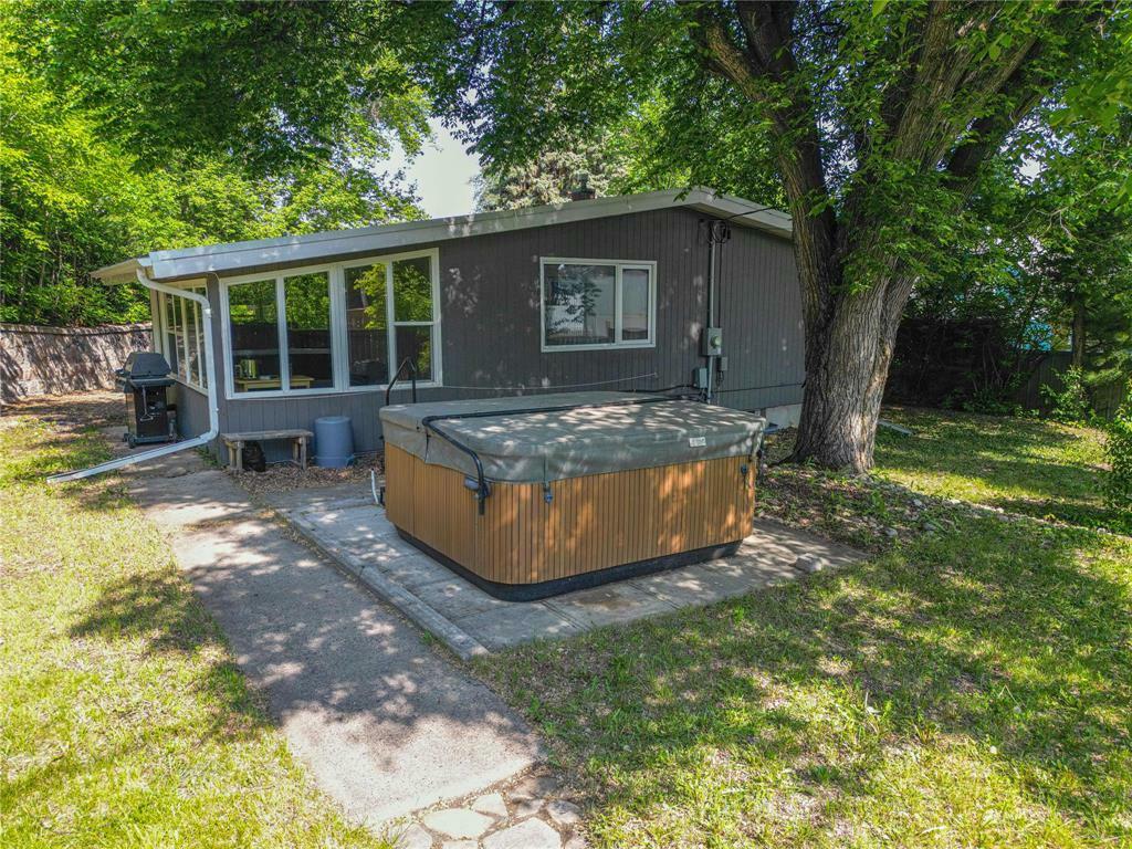 Property Photo: 11 Sykes Boulevard MB R7B 0W7